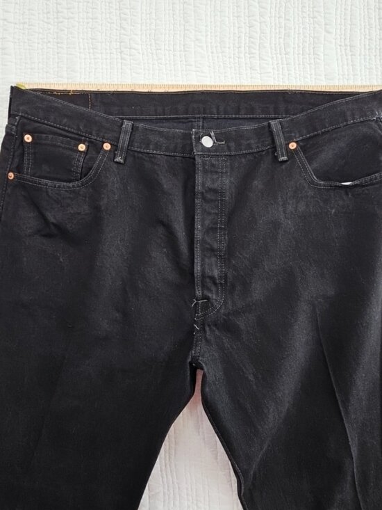 Levi's 501 Jeans Men's 44x32 Black Button Fly Straight Leg Classic Fit - Picture 10 of 16